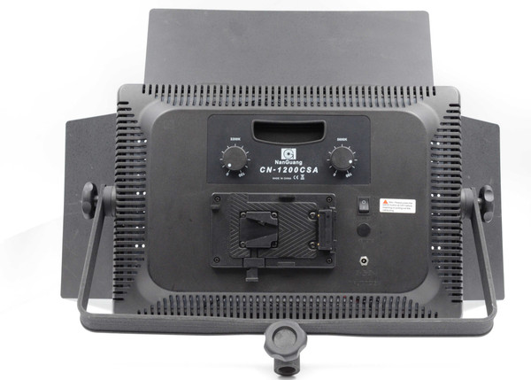 Pre-Owned - Nanguang CN-1200CSA 3200K-5600K Bicolor 1200 LED Dimmable Video Photography Light Lamp for Lighting Studio