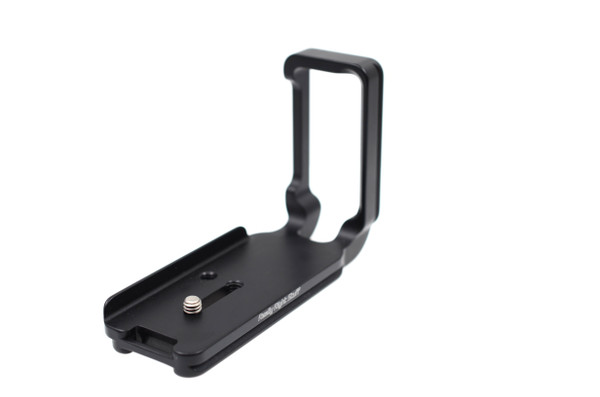 Pre-Owned - Really Right Stuff (RRS) BD600-L L-Plate for Nikon D600 and D610