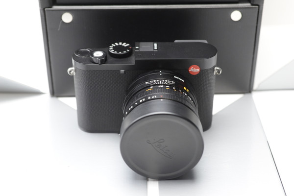 OPEN BOX Leica - Q3 Digital Camera, ONE YEAR WARRANTY