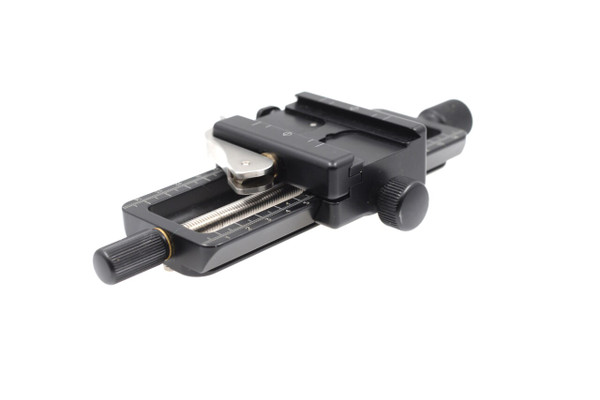 Pre-Owned - Really Right Stuff Macro Focusing Rail B150-B physical physical physical