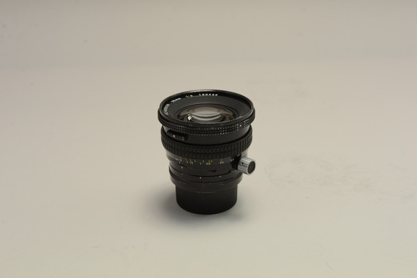 Pre-Owned - Nikon 28Mm Pc-Nikkor F/4.0