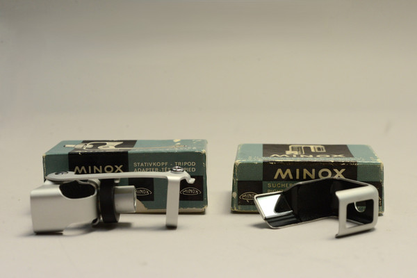 Pre-Owned Minox MINT Right Angle Finder Model B & Tripod Adapter in Box