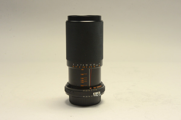 Pre-Owned Quantaray Zoom Auto MC 80-200mm f/5.6 for Nikon