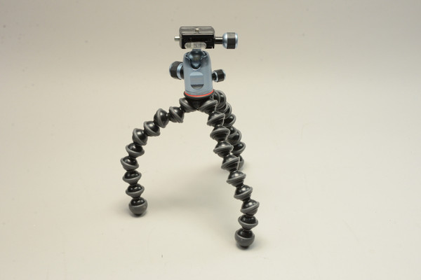 Pre-Owned Pro Master Professional Ball Head w/ Joby Tripod