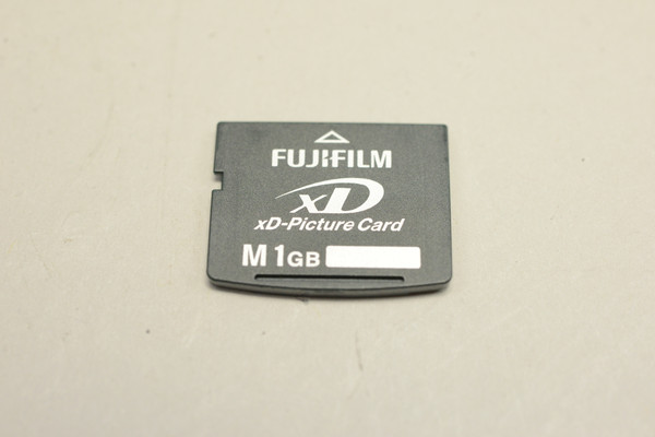 Pre-Ordered Fujifilm xD 1GB Picture Card