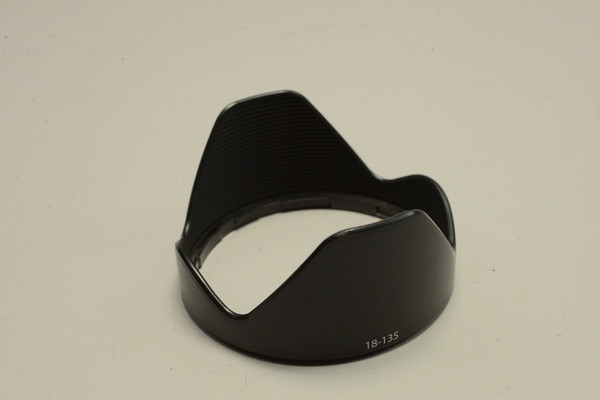 pre-owned Fujifilm 18-135mm lens hood