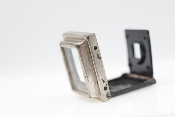 Pre-Owned view finder for 1935 Balda Baldix folding camera