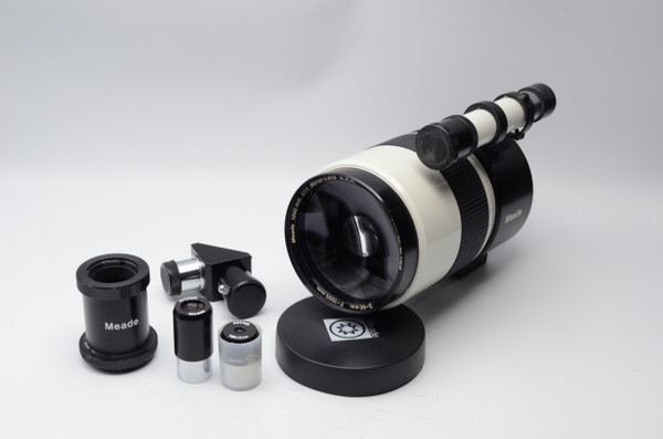 Pre-Owned - MEADE 1000MM f/11 Mirror Lens MA12, MA25,FINDER AND TMOUNT Case