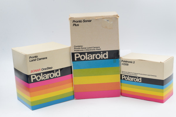 Pre-Owned - Sonar OneStep Polaroid Pronto Land Camera with Polartronic 2 Electronic Flash-- needs SX-70 film