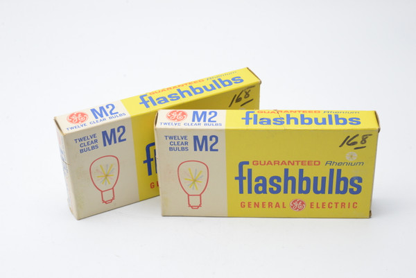 Pre-Owned General Electric M2 Flashbulbs (12 pack) white