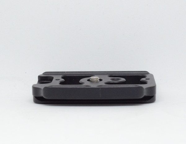 Pre-Owned  -  Kirk Quick-Camera Plate for Nikon D750