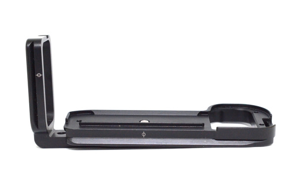 Pre-Owned - Really Right Stuff L-Bracket for Sony A7,A7R,A7S