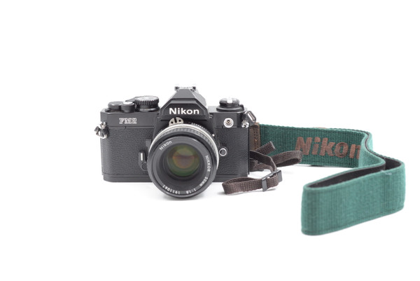 Pre-Owned - Nikon FM2 Black W/ 50mm nikon f/1.8 AI lens with MF-12 back