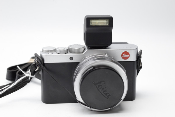 Pre-Owned - Leica D-LUX 7 Digital Camera (Silver)