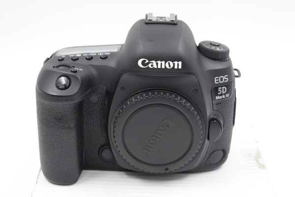 Pre-Owned Canon EOS 5D Mark IV DSLR Camera with 24-70mm f/4L Lens 24429 actuation