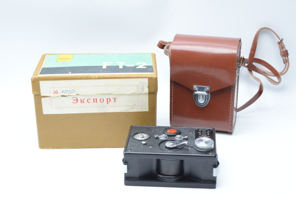 Pre-Owned - FT-2 ФТ-2 Early Edition Soviet Russian 35mm KMZ panoramic camera in case