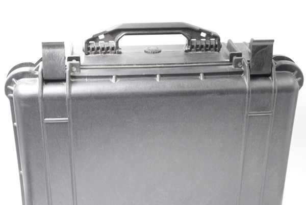 Pre-Owned - Pelican 1550 Black Hardshell Case with Bottom Dividers, Missing Top Layer of Dividers