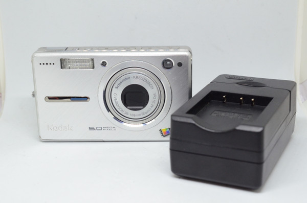 Pre-Owned - Kodak EasyShare V550