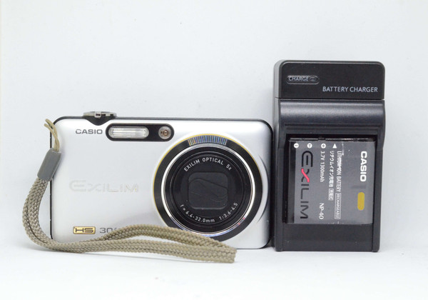 Pre-Owned - Casio Exilim EX-FC100