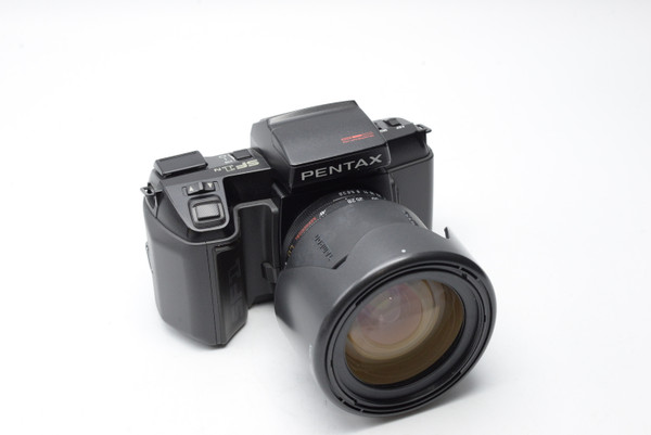 Pre-Owned - Pentax SF1n Film Camera With Tamron 28-200mm f/3.8-5.6