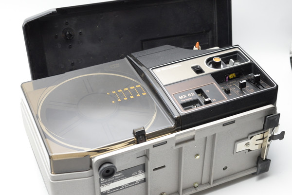 Pre-Owned - Bell & Howell Super 8 Projector