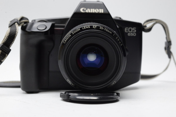 Pre-Owned - Canon EOS 650 w/35-70mm f3.5-4.5