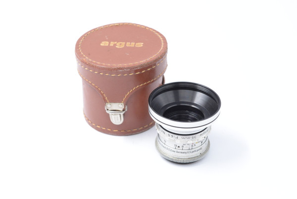 Pre-Owned - Argus Sandmar 35mm F/4.5 C Manual Focus Wide Angle Screw Mount Lens Case M33