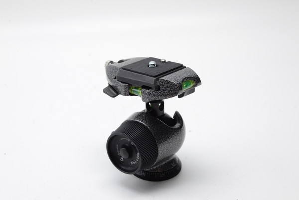 Pre-Owned - GH1780QR Center Ballhead - holds 22 lbs.