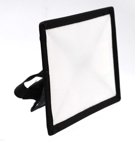 Pre-Owned - Flash diffuser 6"w x 5"hvw/ pouch