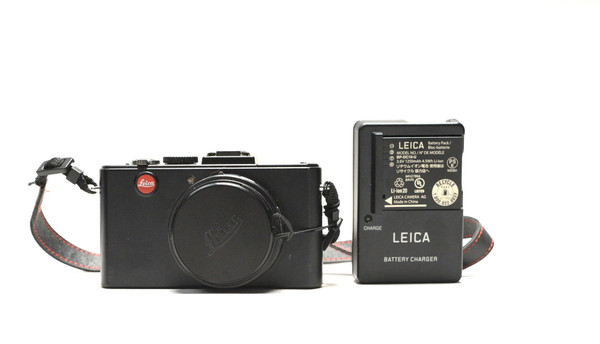 Pre-Owned - Leica - D-LUX 5 Digital Camera (Black) ( read description)