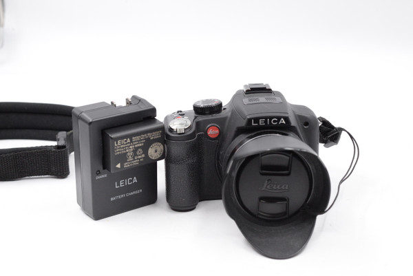 Pre-Owned - Leica V-Lux 2 Digital Bridge Camera