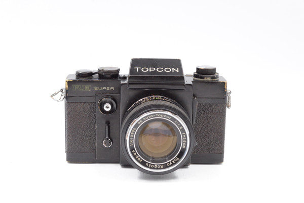Pre-Owned - Topcon RE Super w/ 5.8cm F/1.8