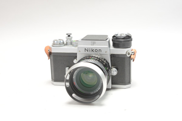 Pre-Owned - Nikon F w/ Image 28mm F/2.8 and waist level finder