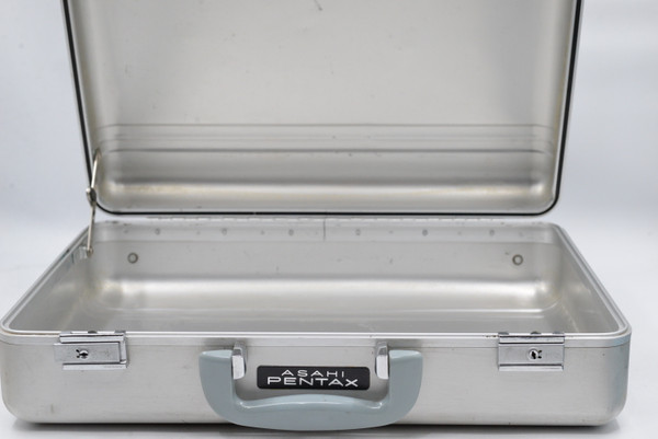 Pre-Owned - Asahi Pentax Aluminum Case