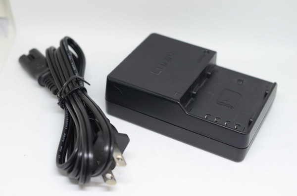 Pre-Owned - Panasonic - BTC10 Battery Charger Panasonic DMW-BLF19 (and DMW-BLF19E/PP) lithium-ion battery packs.