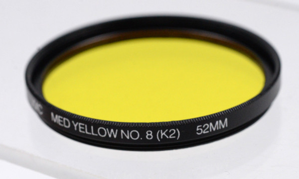 Pre-Owned - Vivitar VMC 52mm Med Yellow No.8 Filter