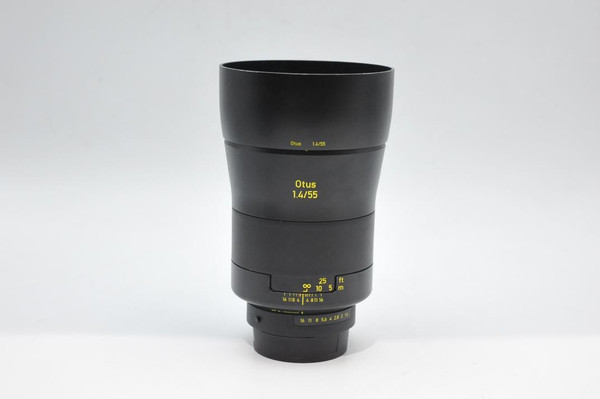 Pre-Owned - Zeiss 55mm f/1.4 Otus Distagon T* Lens for Nikon F Mount