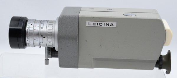 Pre-Owned - VINTAGE LEITZ LEICINA 8mm MOVIE CAMERA W/CASE. ANGENIEUX 7.5-35 1.8 ZOOM LENS.