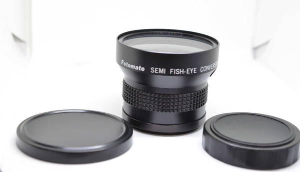 Pre-Owned -Fotomate semi Fish-Eye Conversion Lens w/Caps 52mm- CLEAN NEAR MINT
