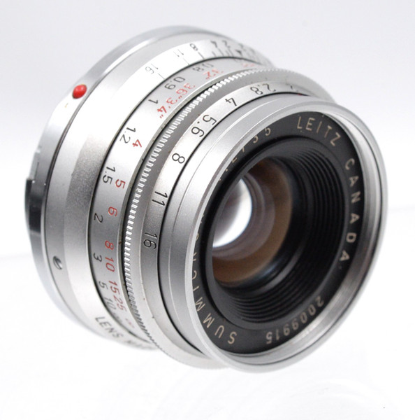 Pre-Owned Leica summicron 8element f2.0 M2 version designed by Dr. Walter Mandler. CANADA