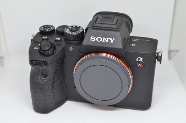Pre-Owned - Sony Alpha A7R IV Mirrorless Digital Camera 61MP