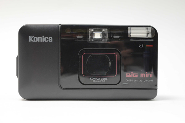 Pre-Owned - Konica Big Mini 35mm Film Point & Shoot w/ 35mm F/3.5