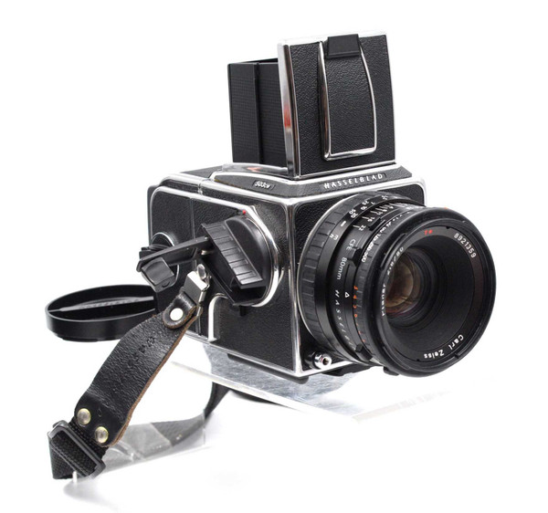 Pre-Owned Hasselblad 503CW Kit W 80mm CFE F2.8 Carl Zeiss Planar T* / A12 6X6 Back (Black)