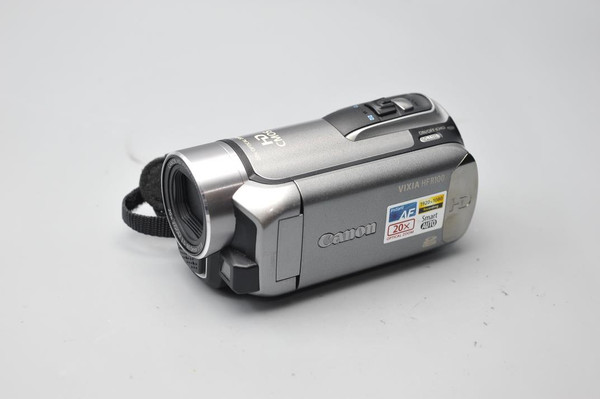 Pre-Owned - Canon Vixia HF R200 Camcorder