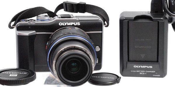 Pre-Owned - Olympus PEN E-PL1 Mirrorless 12.3MP Black/Silver w/ 14-42mm f/3.5-5.6