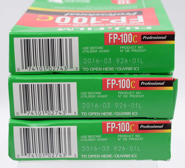 Fujifilm EXPIRED 03/2016 FP-100C Instant Film ISO 100C Single (Pk10exp) Expired 2/18