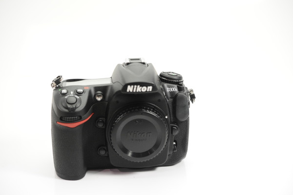 Nikon D300 Body Shot 45987 Digital camera in Japan
