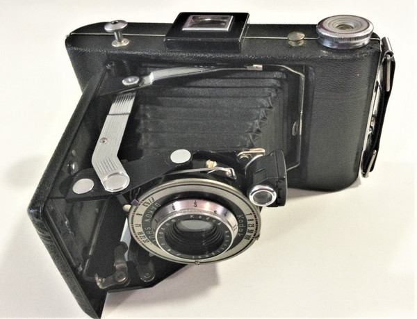 Rare! Appareil Photo Ancien Kodak Anastigmat 1:6.3 f=10.5cm (D'occasion) à Bogis-Bossey pour CHF 10 – retrait uniquement | Acheter sur