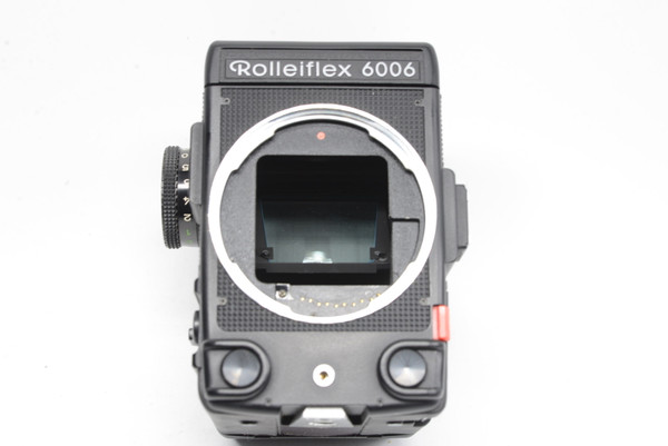 Pre-Owned - Rolleiflex 6006 w/ 6006 Magazin Film Back