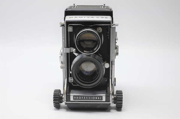 Pre-Owned - Mamiya C33 TLR w/ 105mm f/3.5 at Acephoto.net